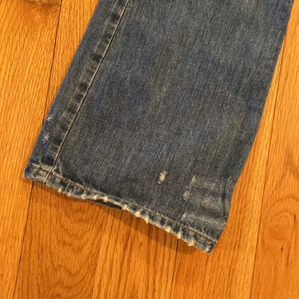 A&F flare leg Distressed Jeans 2L - Picture 7 of 9